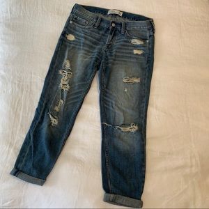 ABERCROMBIE & FITCH Boyfriend Straight Jean
